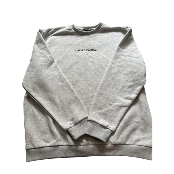 Boohoo Man Gray Sweatshirt Crewneck Limited Edition Oversized Men’s Medium - Picture 2 of 7
